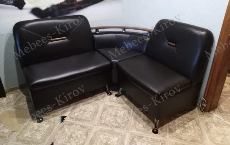 Мебис-Киров, перетяжка кухонного уголка-3